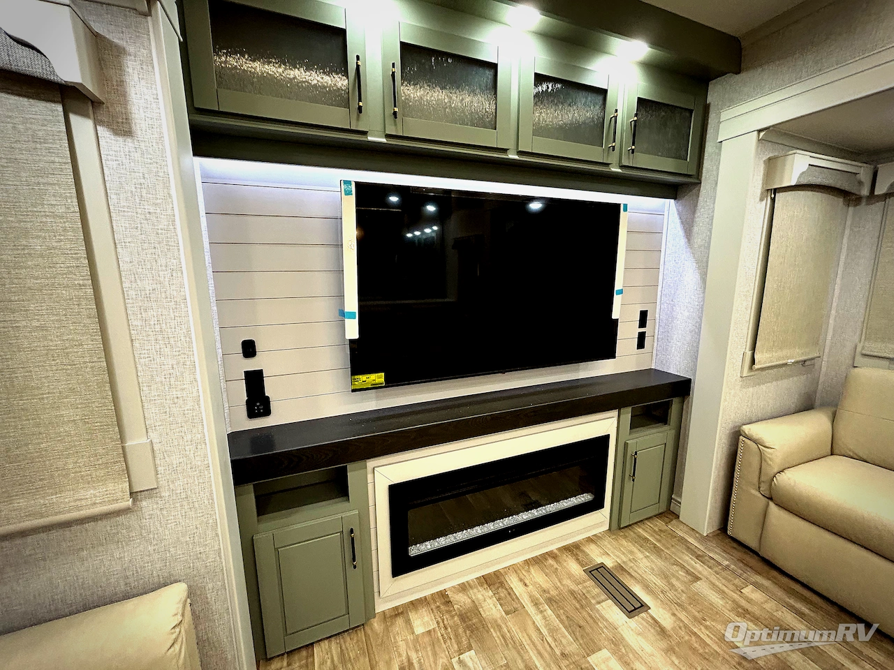 2025 Redwood Redwood 415RD Photo 22