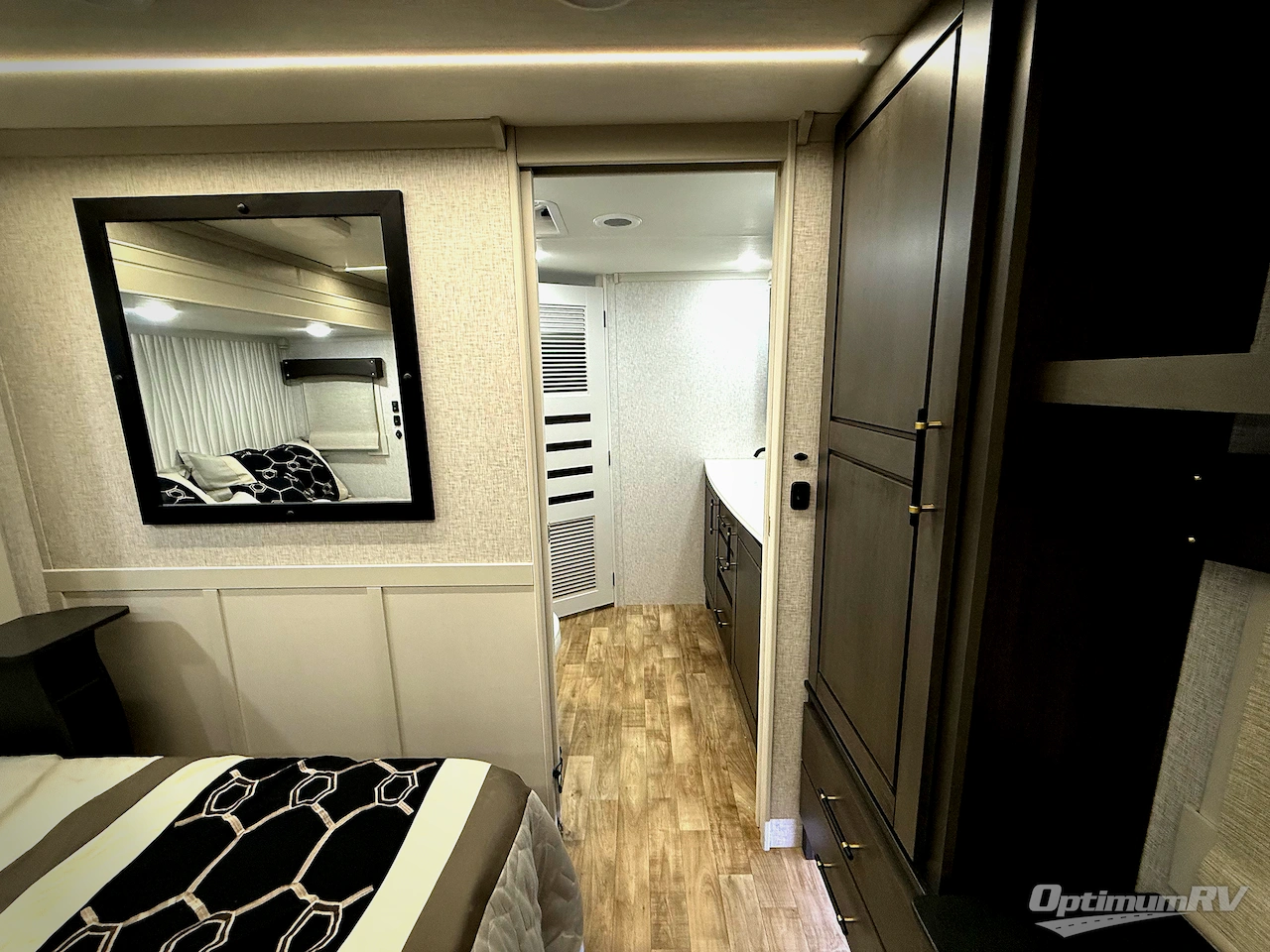 2025 Redwood Redwood 401LK Photo 25