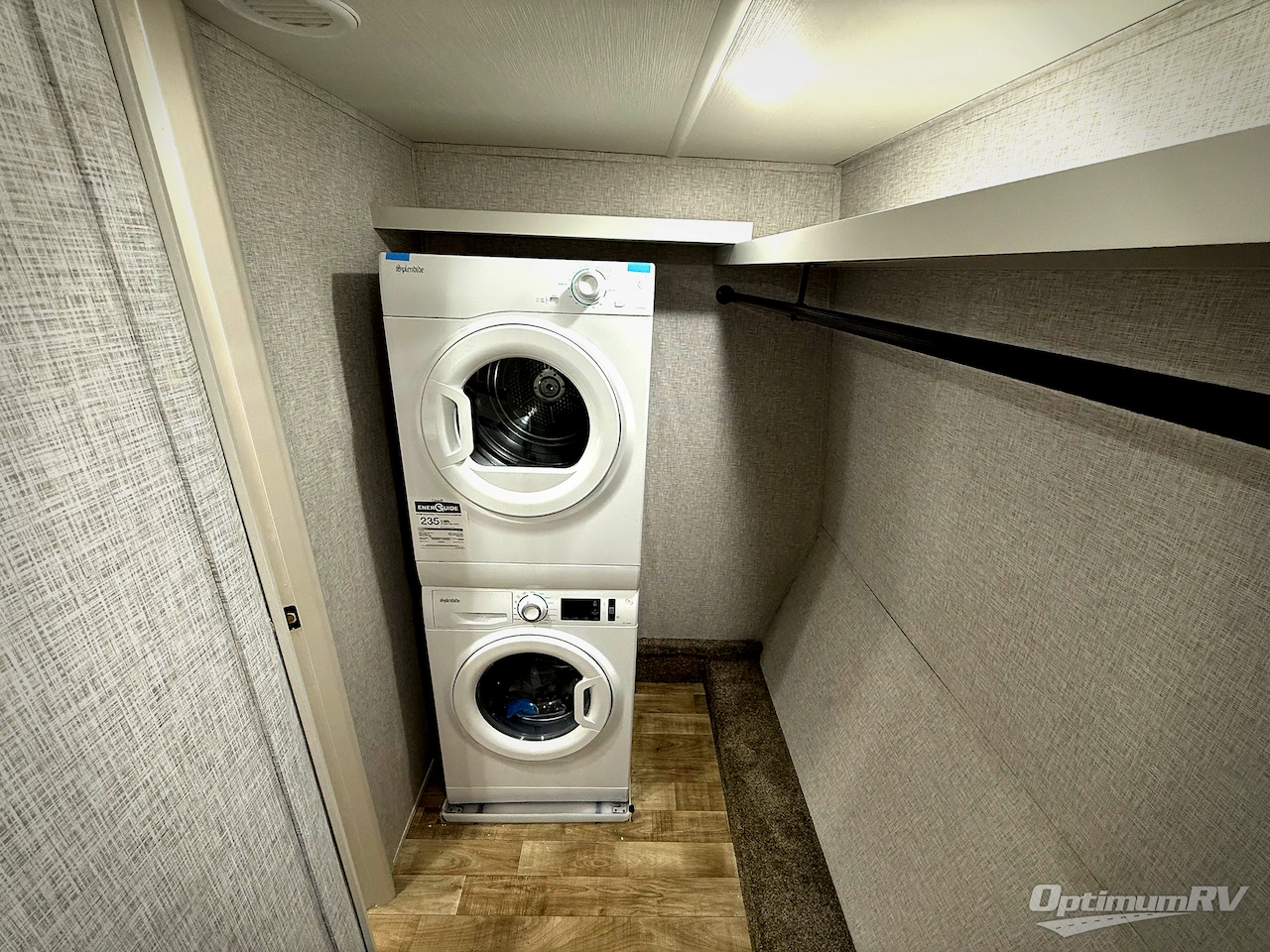 2025 Redwood Redwood 401LK Photo 29