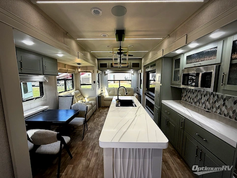 New 2025 Redwood Redwood 412GK Featured Photo