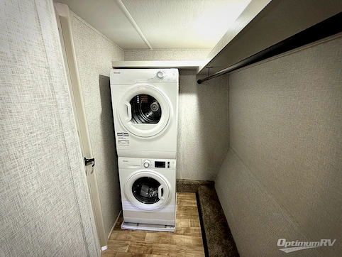 2025 Redwood Redwood 415RD RV Photo 4