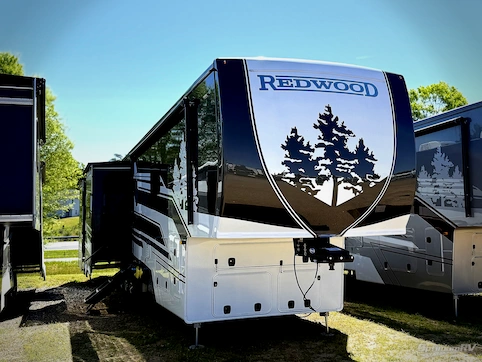 New 2025 Redwood Redwood 415RD Featured Photo