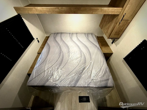 2026 Keystone Springdale Classic 269DBC RV Photo 4