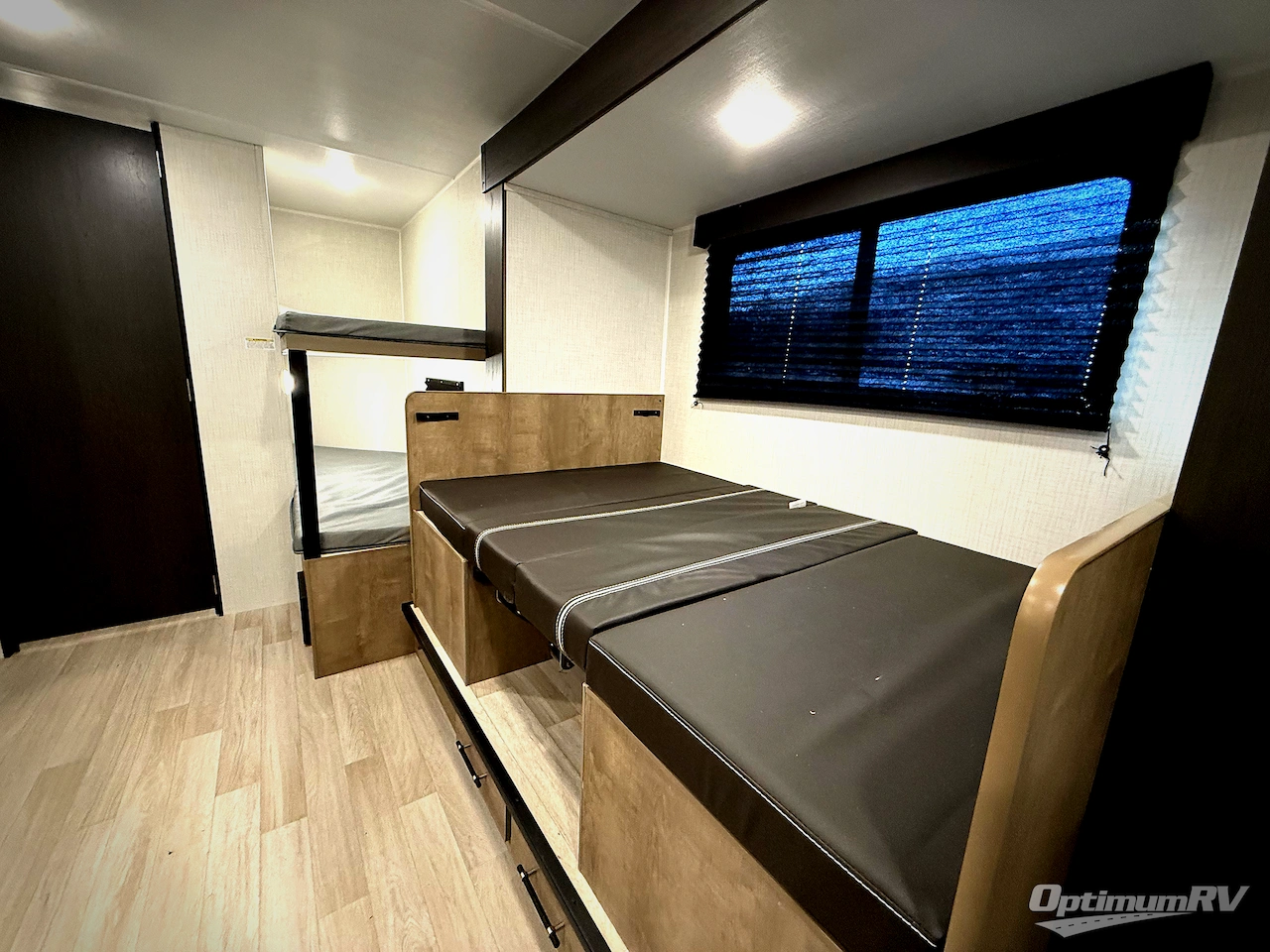 2026 Keystone Springdale Mini 1760BH Photo 8