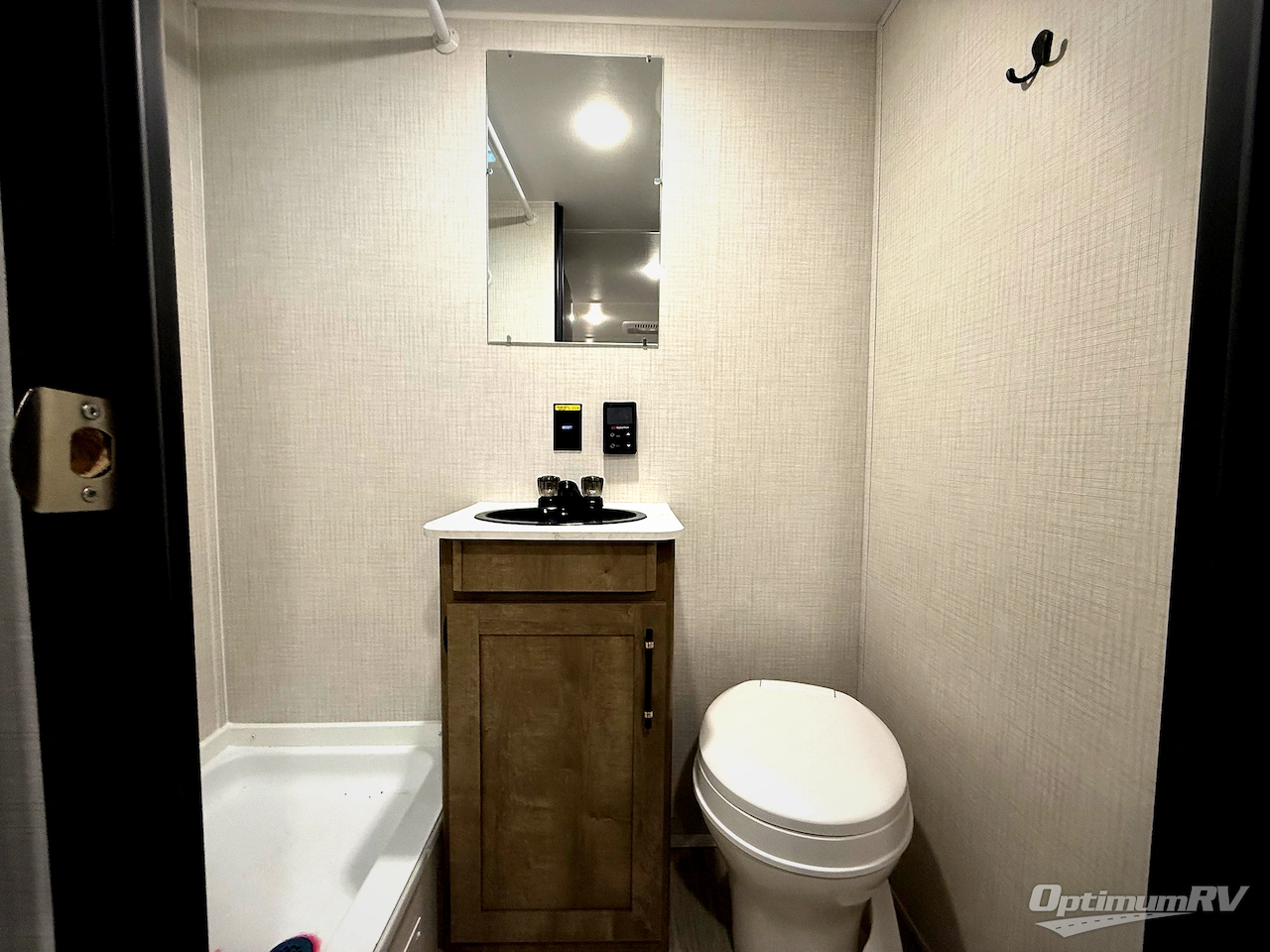 2026 Keystone Springdale Mini 1760BH Photo 13