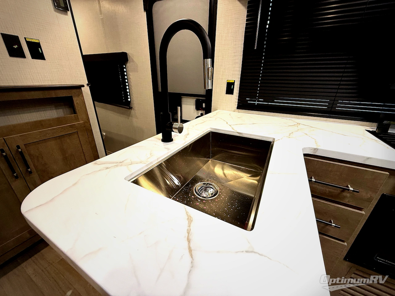 2026 Keystone Springdale Classic 261BHC Photo 9