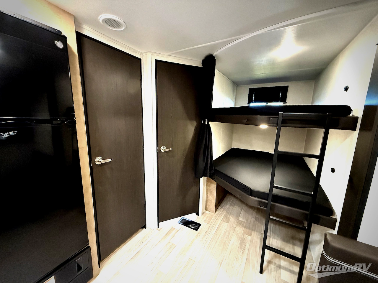 2026 Keystone Springdale Classic 261BHC Photo 14