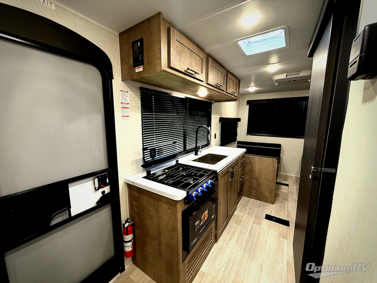 2026 Keystone Springdale Classic 200RLC Photo 10