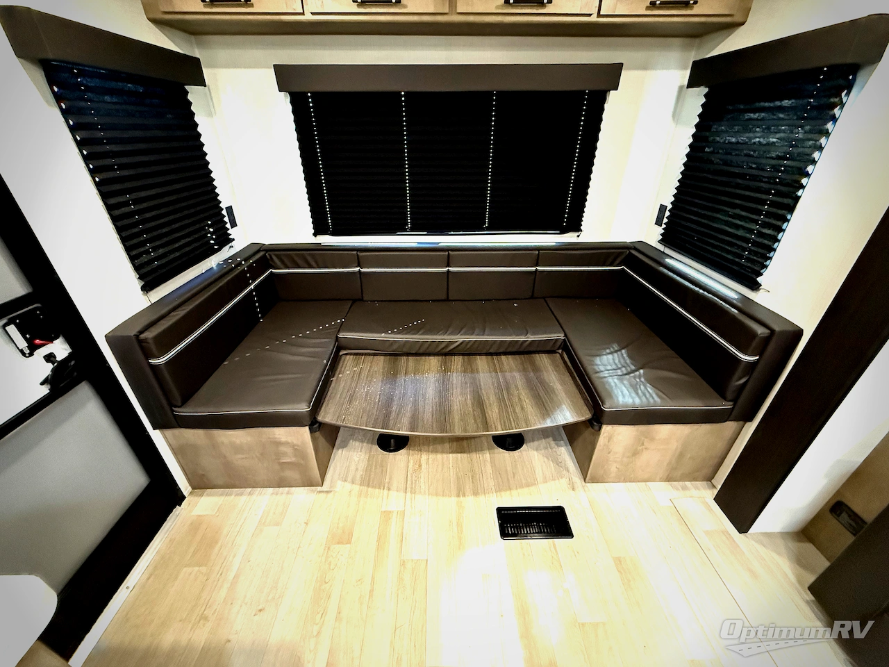 2026 Keystone Springdale Classic 254RDC Photo 6