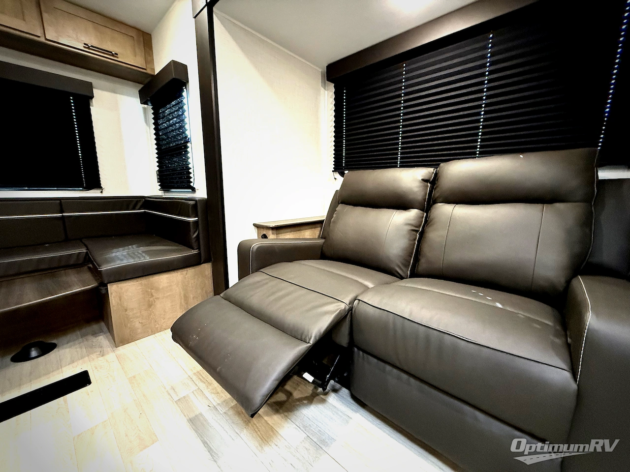 2026 Keystone Springdale Classic 254RDC Photo 8