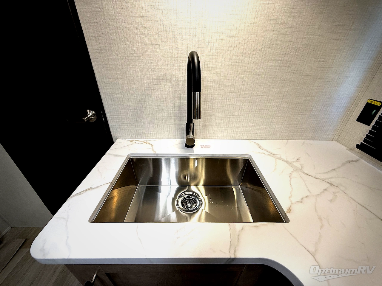 2026 Keystone Springdale Classic 254RDC Photo 11