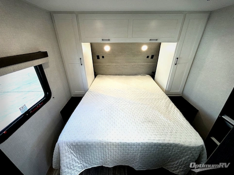 2026 Venture Sienna SA241VRD RV Photo 4