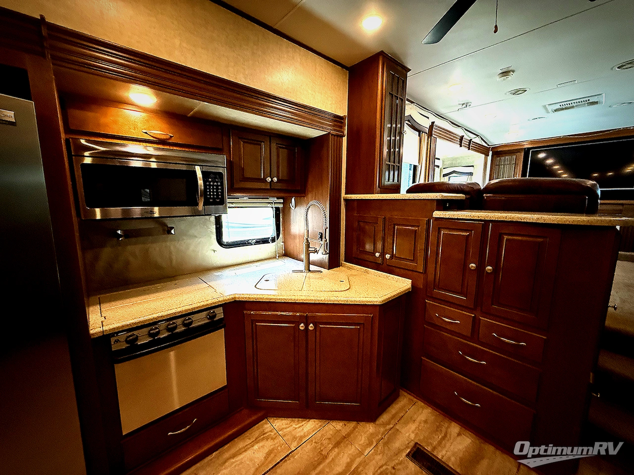 2016 Heartland Big Country 3900FLP Photo 8