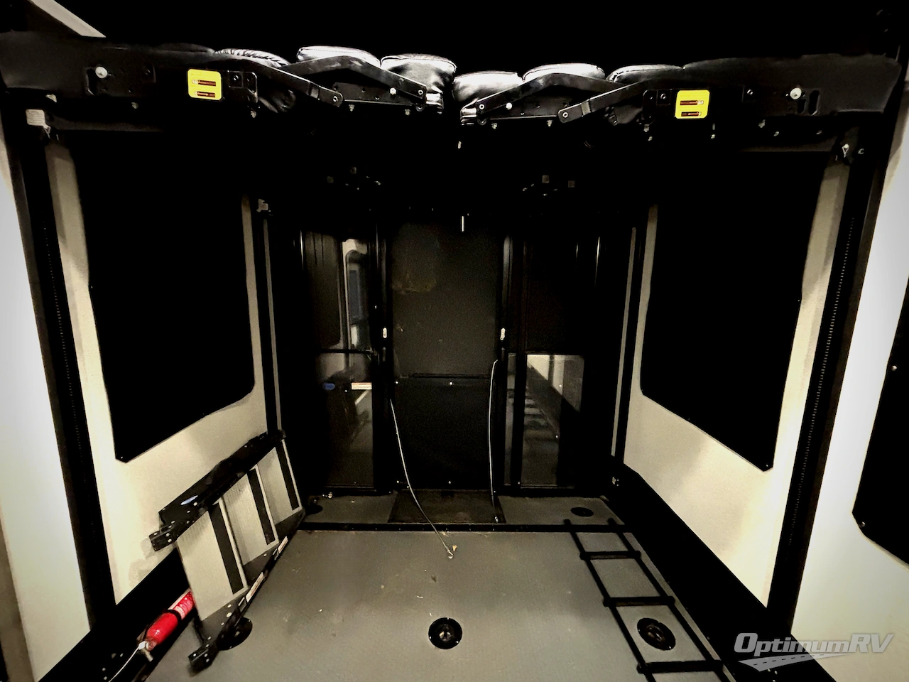 2020 Keystone Raptor 356 Photo 17