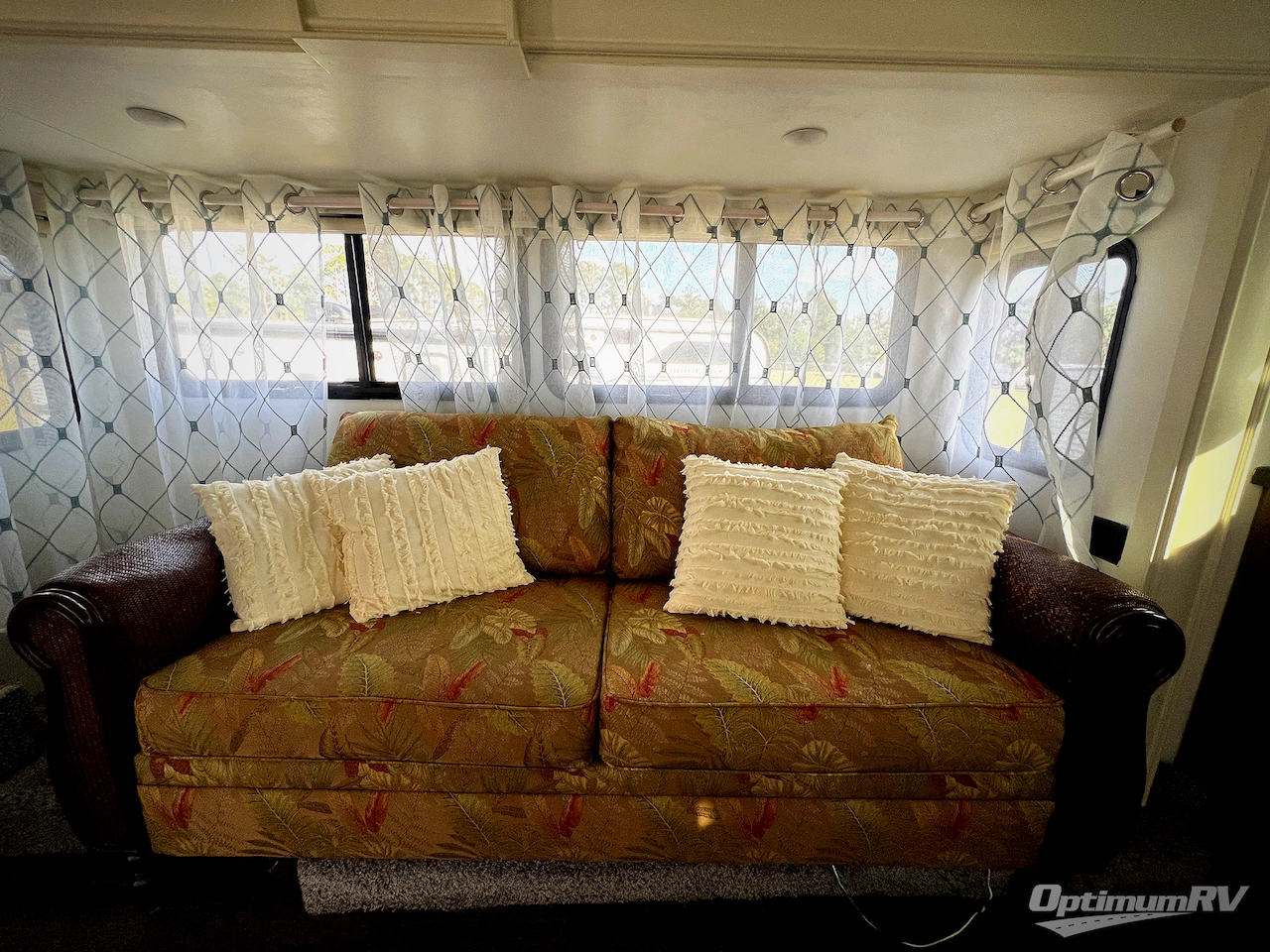 2016 Keystone Montana 3711 FL Photo 8