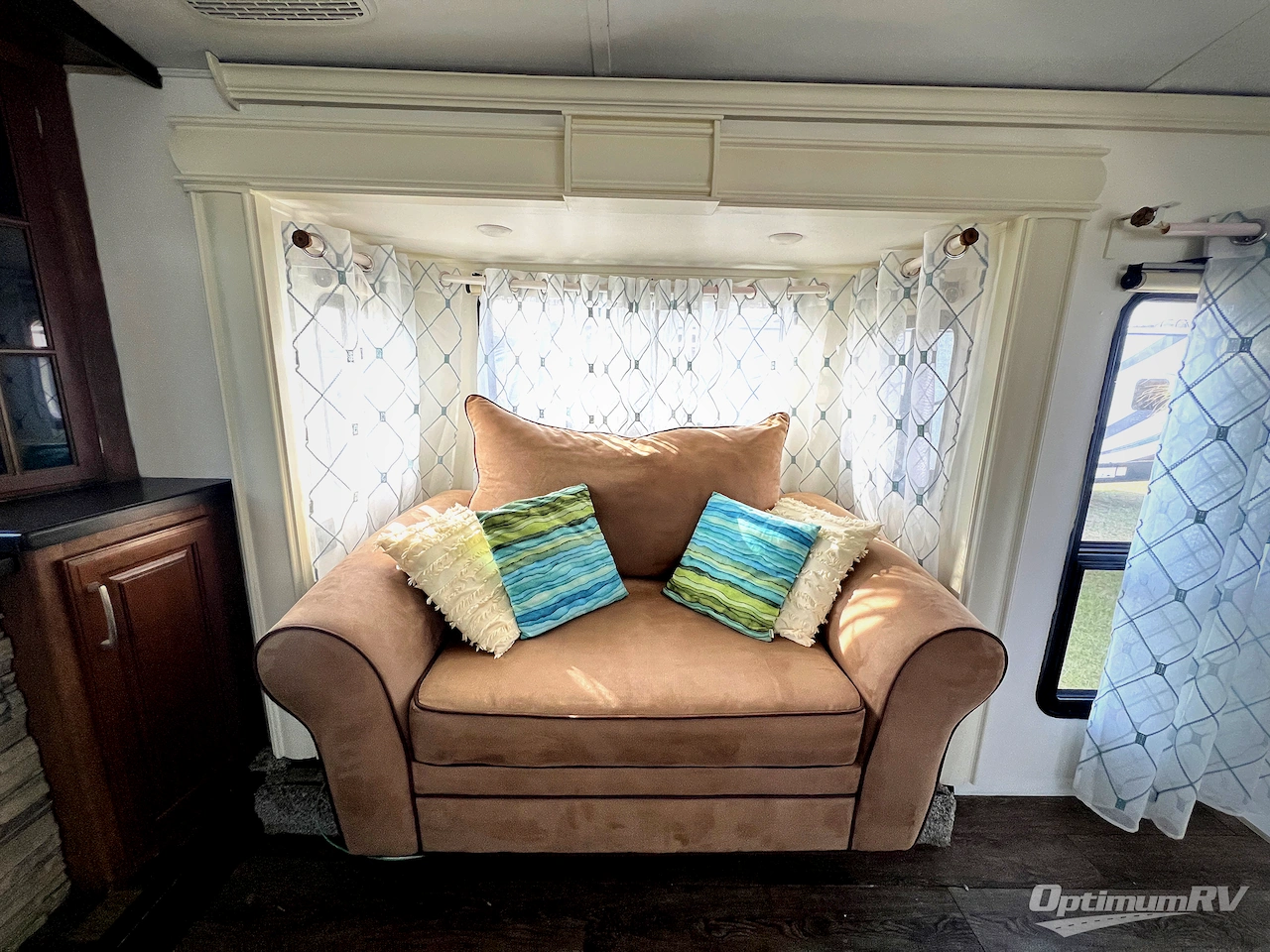 2016 Keystone Montana 3711 FL Photo 9
