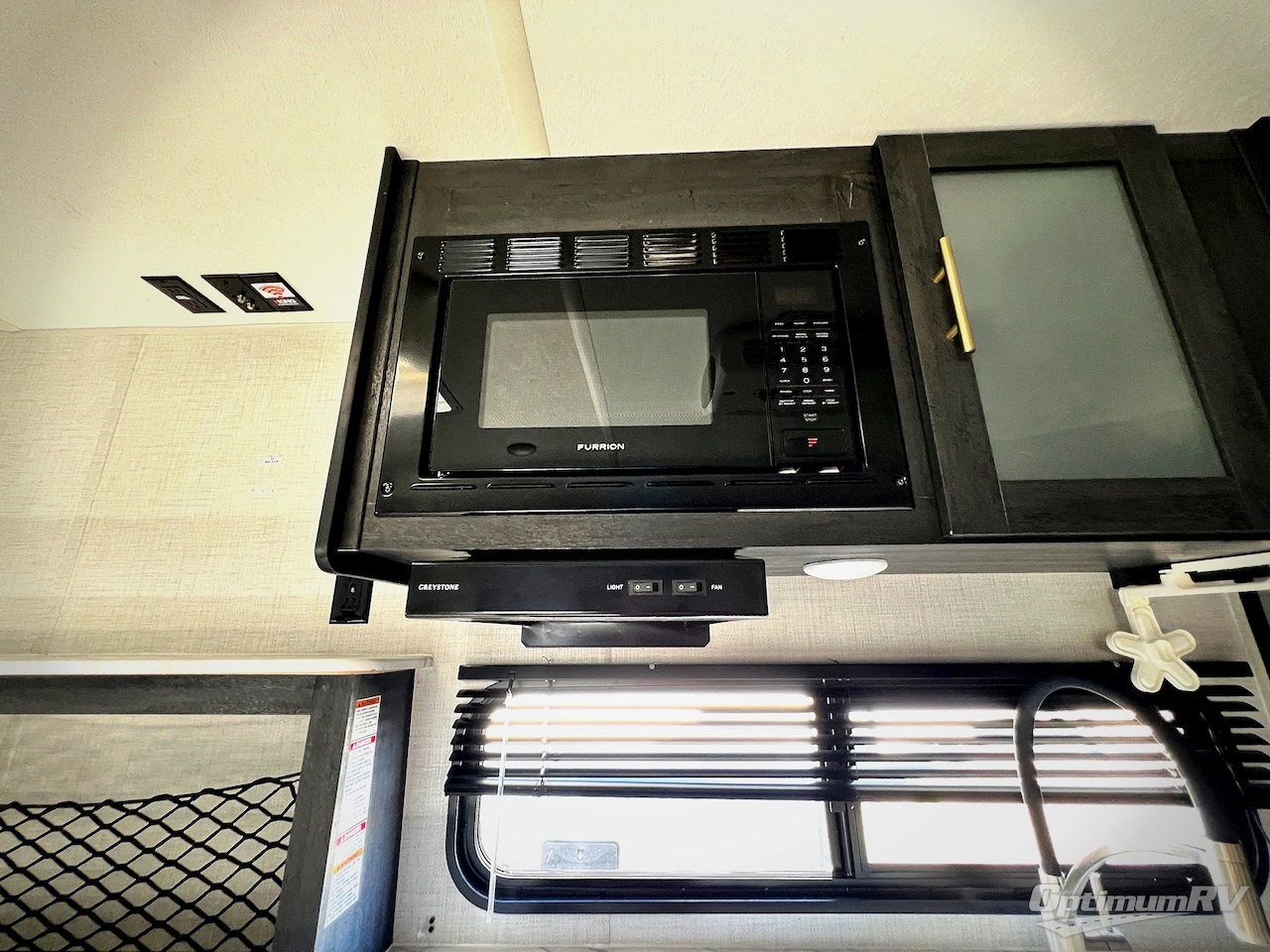 2022 Forest River Ozark 1800QS Photo 9