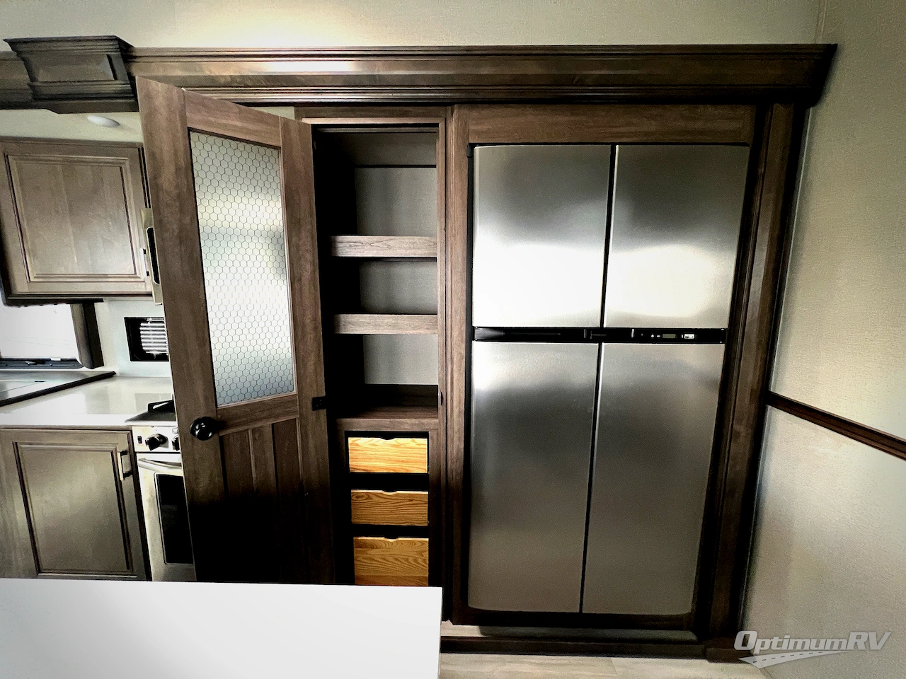 2021 Grand Design Solitude 373FB Photo 15