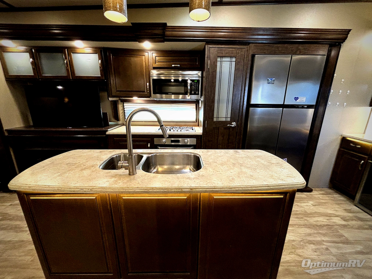 2019 Grand Design Solitude 372WB Photo 6