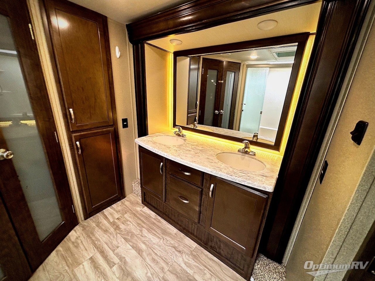 2019 Grand Design Solitude 372WB Photo 9