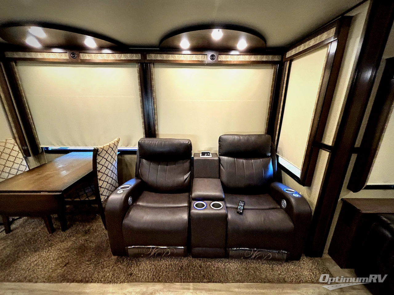 2019 Grand Design Solitude 372WB Photo 17