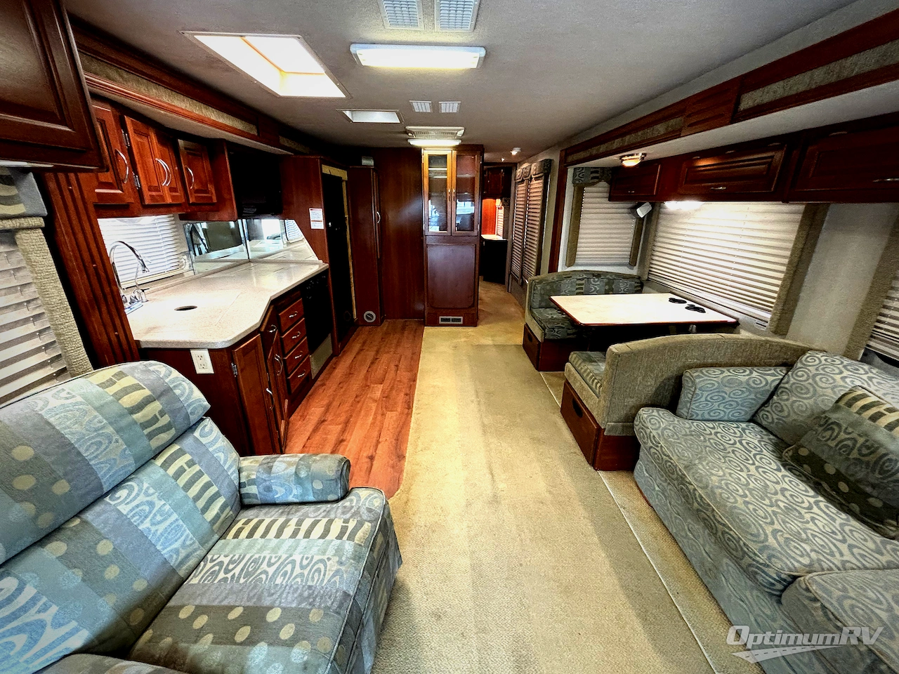 2004 Fleetwood Southwind 37C Photo 3