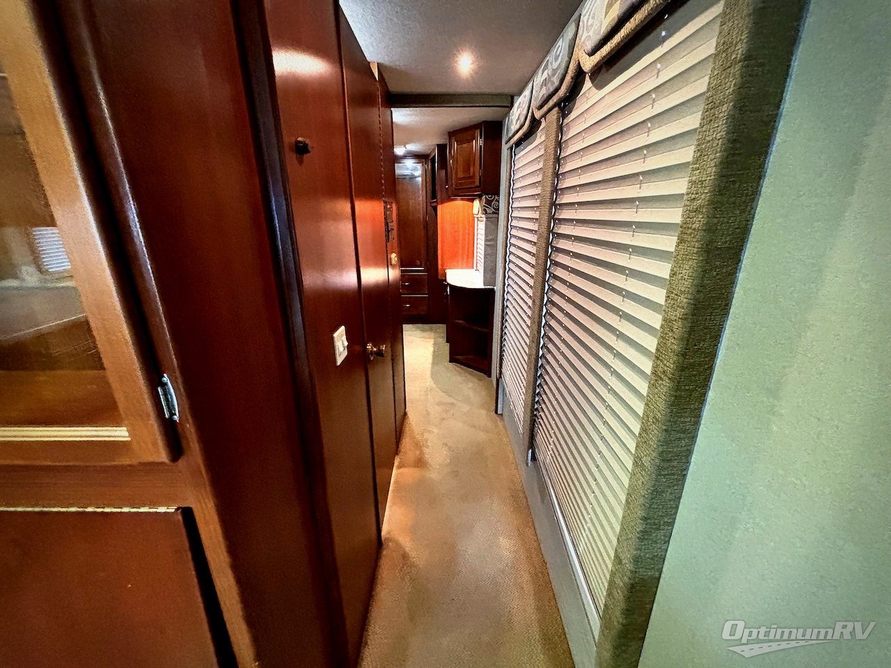 2004 Fleetwood Southwind 37C Photo 14