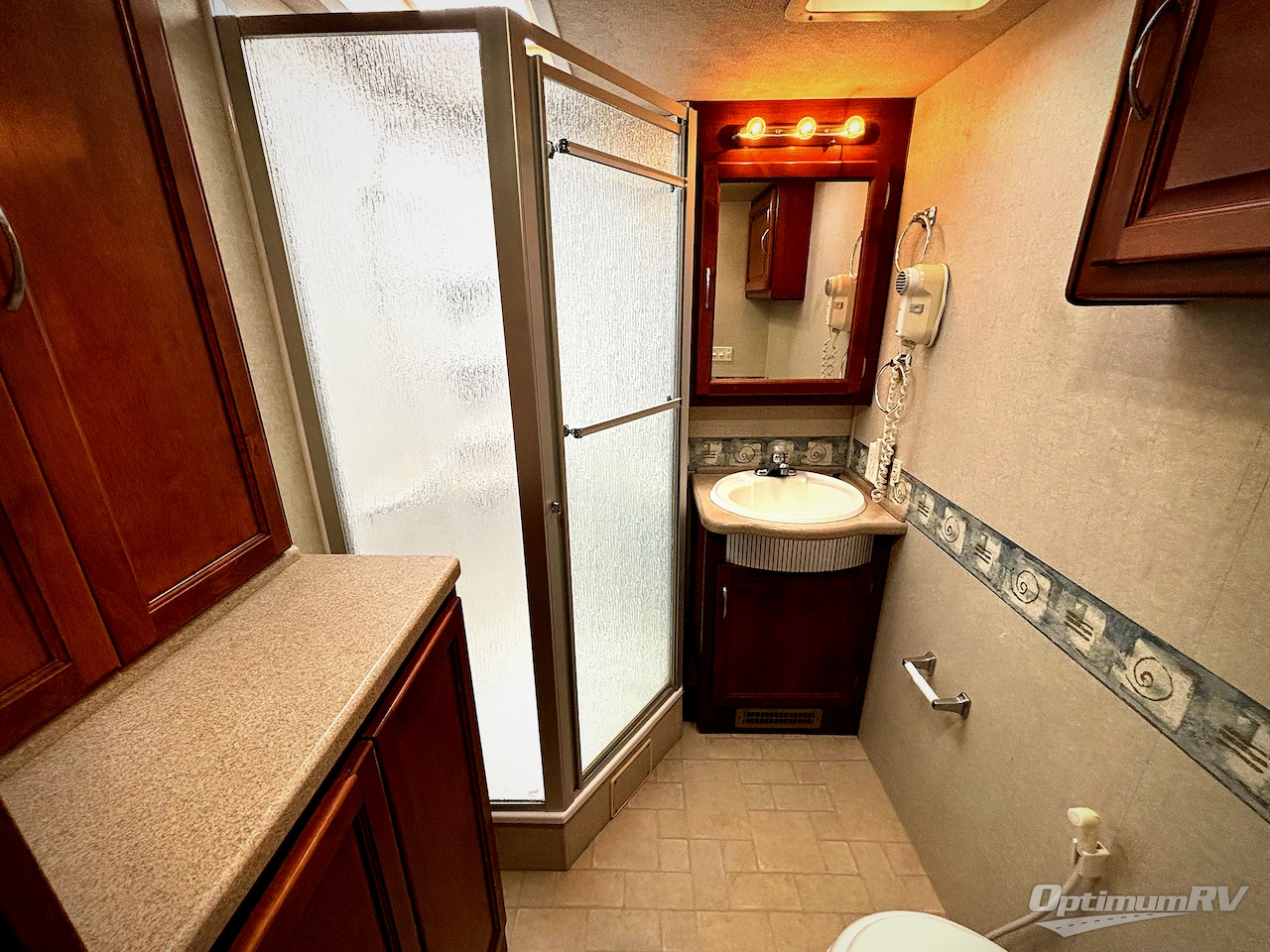 2004 Fleetwood Southwind 37C Photo 15