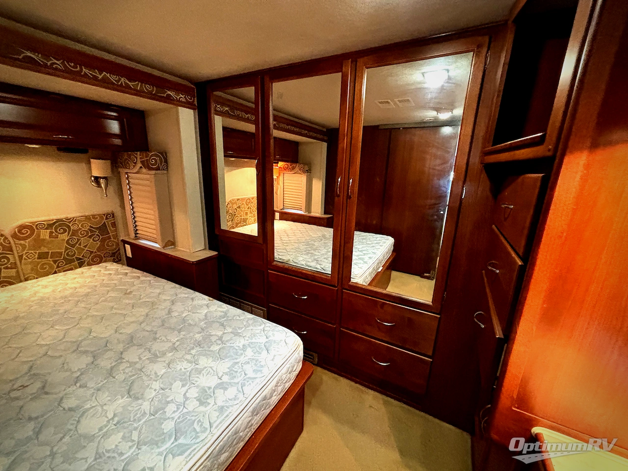 2004 Fleetwood Southwind 37C Photo 21