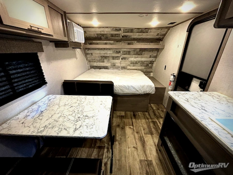 2023 Dutchmen Coleman 17B RV Photo 2