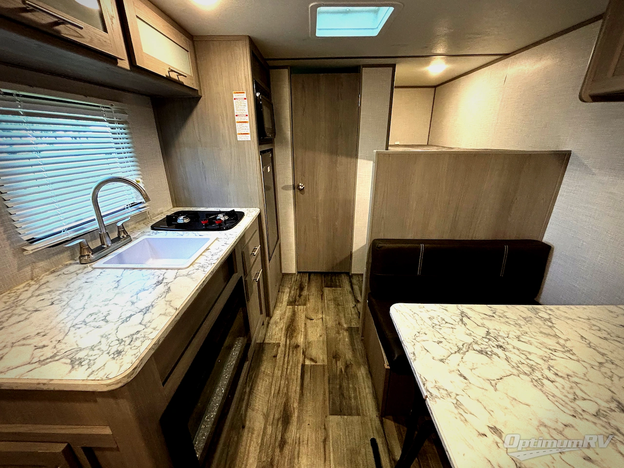 2023 Dutchmen Coleman 17B Photo 4