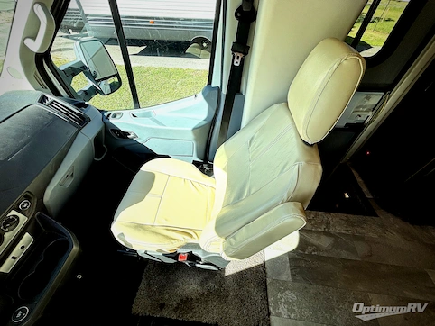 2018 Thor Gemini 23TK RV Photo 3