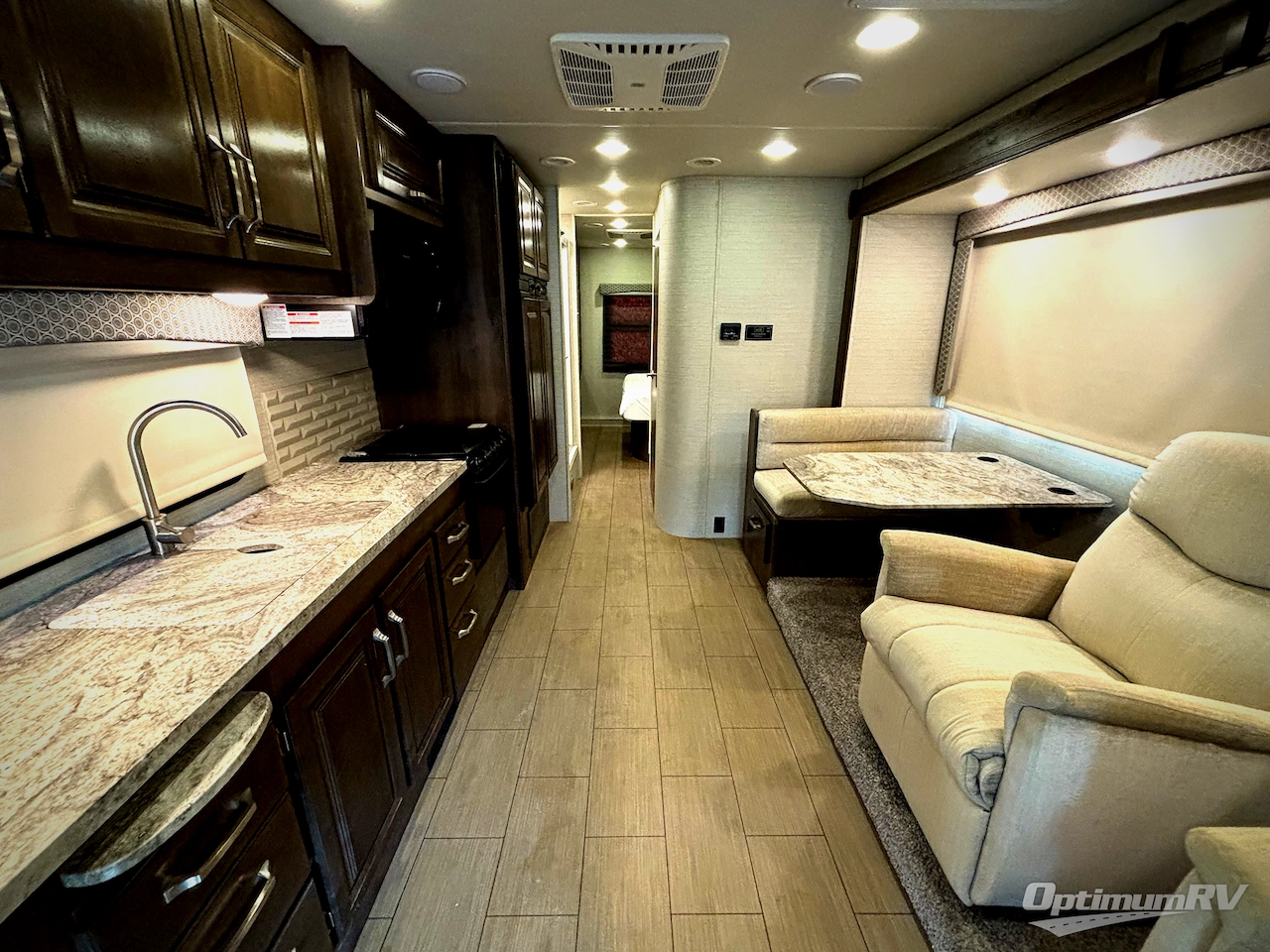 2019 Jayco Greyhawk 29MV Photo 4