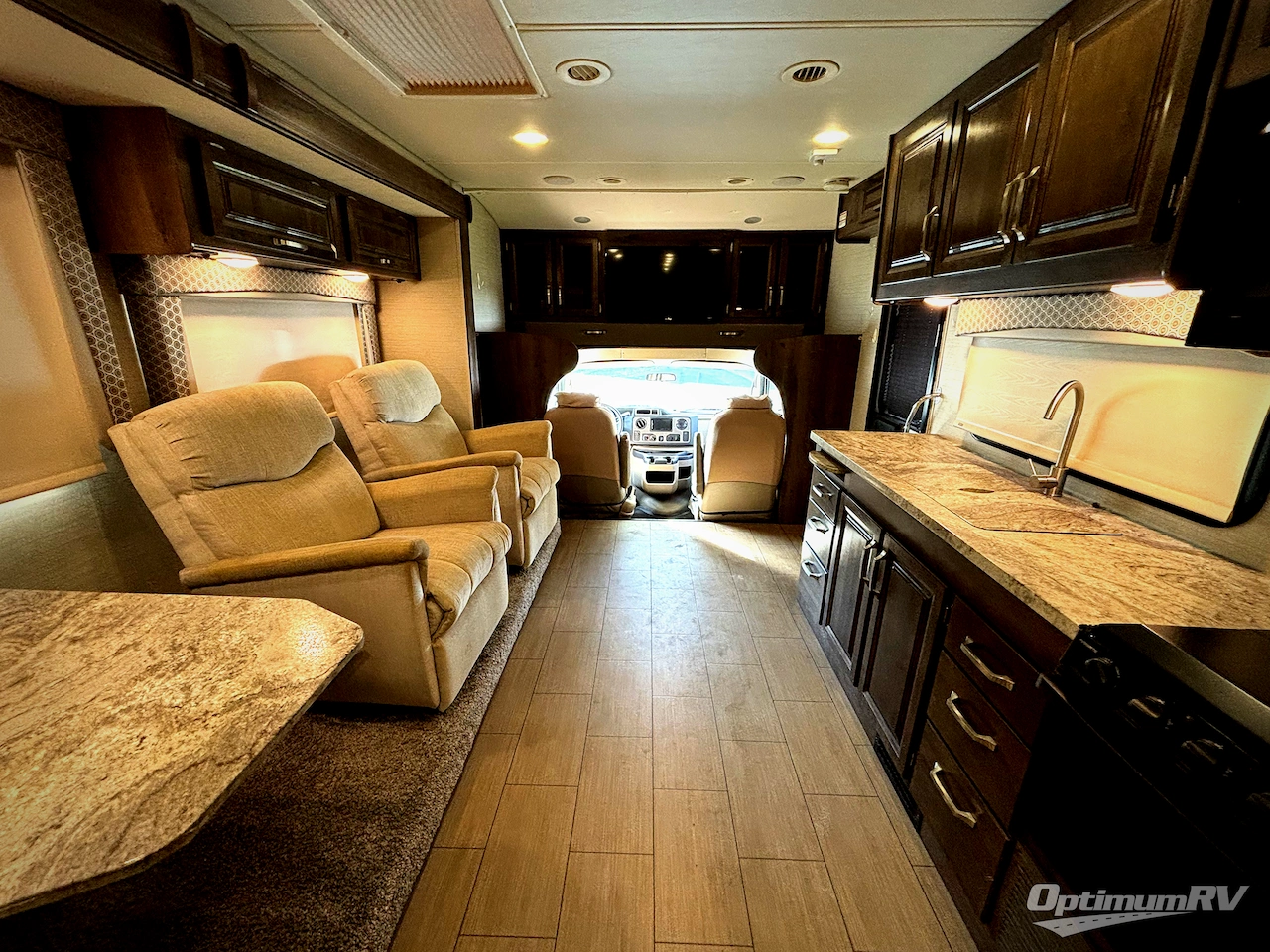 2019 Jayco Greyhawk 29MV Photo 5