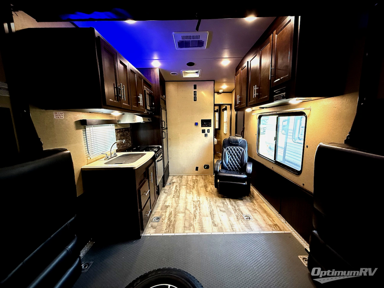 2017 Forest River XLR Nitro 23KW Photo 5