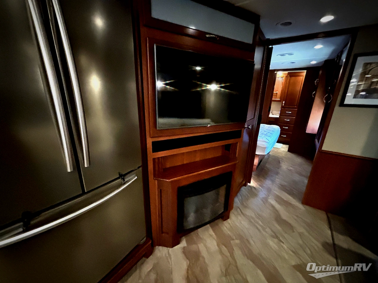 2016 Fleetwood Bounder 35K Photo 13