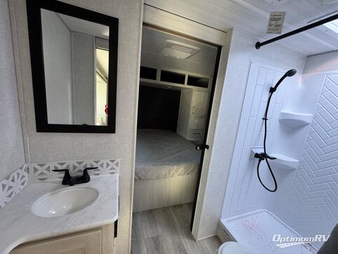 2025 Forest River Surveyor Legend X 32CAMP RV Photo 3