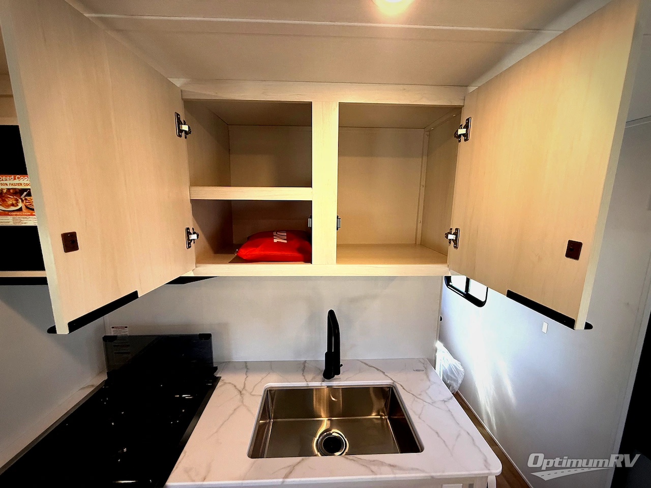 2026 Winnebago Access 25BH Photo 8