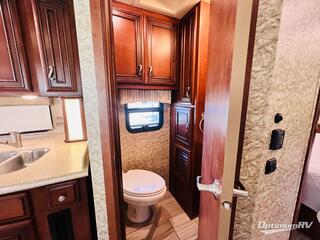 2014 Newmar Ventana 4037 RV Photo 3