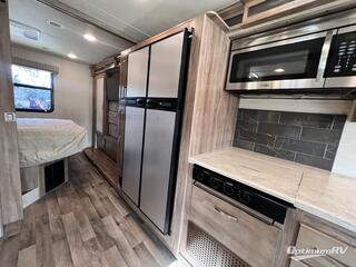 2019 Jayco Precept 29V RV Photo 3