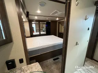 2017 Grand Design Solitude 384GK RV Photo 4