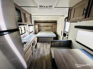 2022 Gulf Stream Conquest Special Edition Series 26BHG RV Photo 2