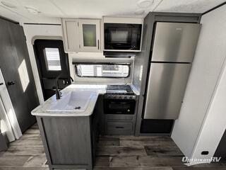 2025 Dutchmen Aspen Trail LE 29TB RV Photo 2