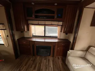 2014 Grand Design Solitude 305RE RV Photo 3