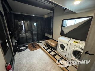 2020 Keystone Raptor 413 RV Photo 4