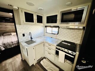 2023 Jayco Jay Feather 24BH RV Photo 3