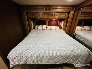 2013 Holiday Rambler Ambassador 36PFT RV Photo 4