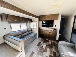 2020 East To West Silver Lake 29 KRK RV Photo 2