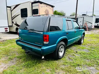 1996 Chevrolet Blazer SUV RV Photo 2