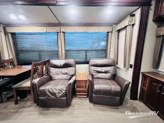 2018 Keystone Avalanche 300RE RV Photo 2